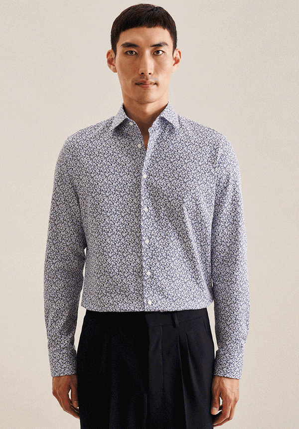 Twill Business Hemd in Shaped mit Kentkragen