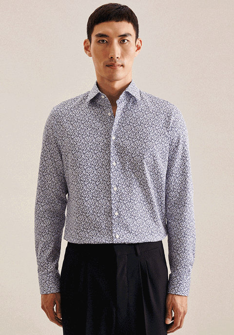 Twill Business Hemd in Shaped mit Kentkragen